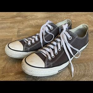 Converse All Star Low Top - Mens Size 9
